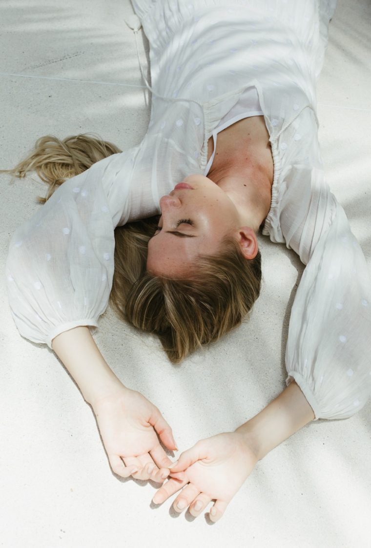 White Kaftan - Image 3